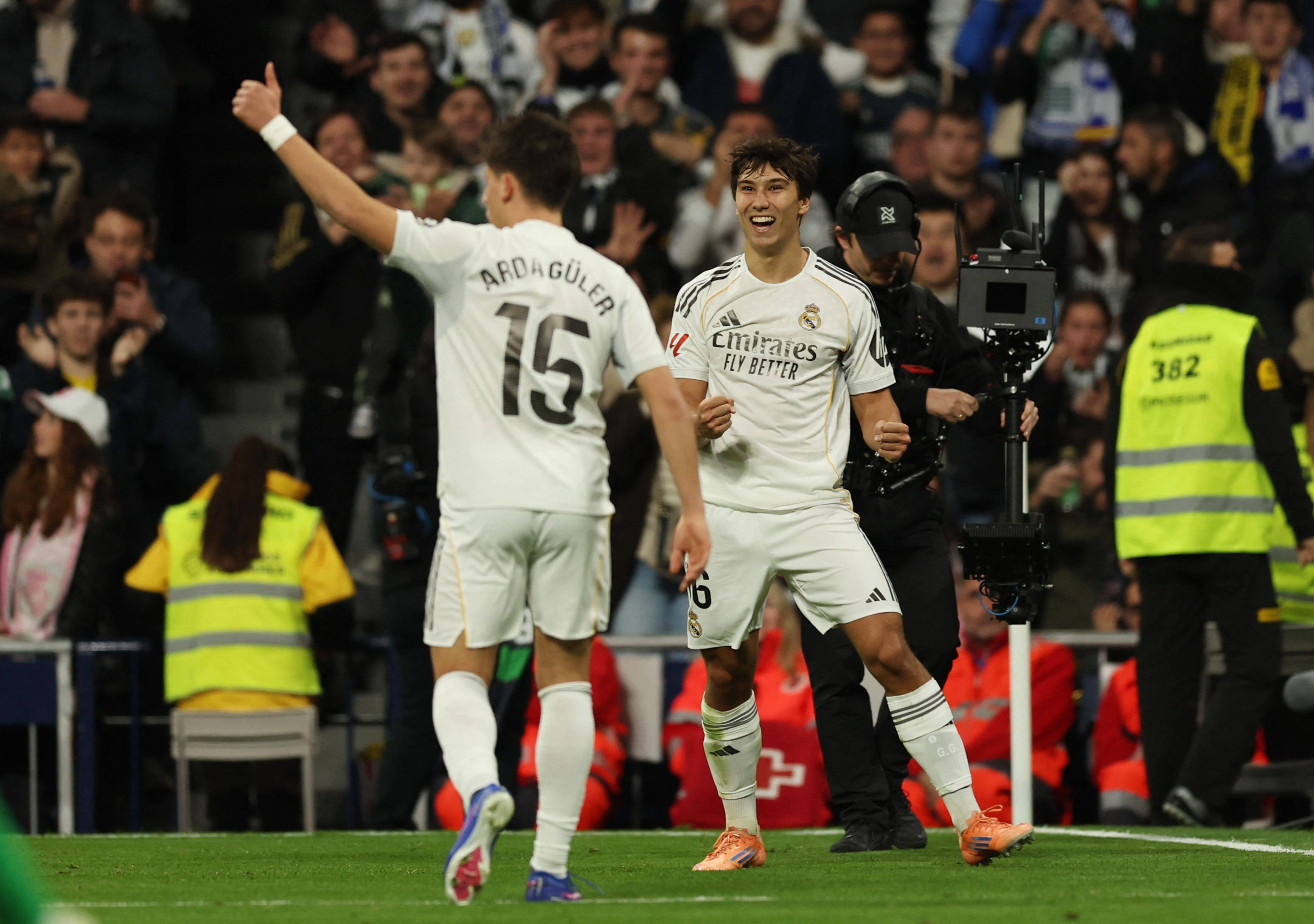 （外代二线）足球——西甲联赛：皇马胜贝蒂斯