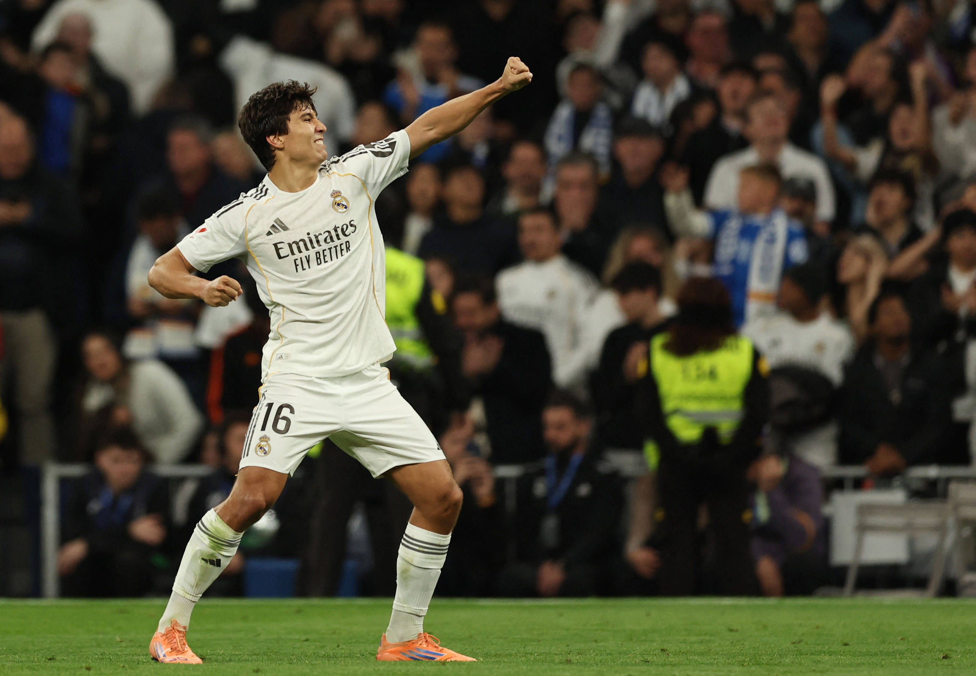 （外代二线）足球——西甲联赛：皇马胜贝蒂斯