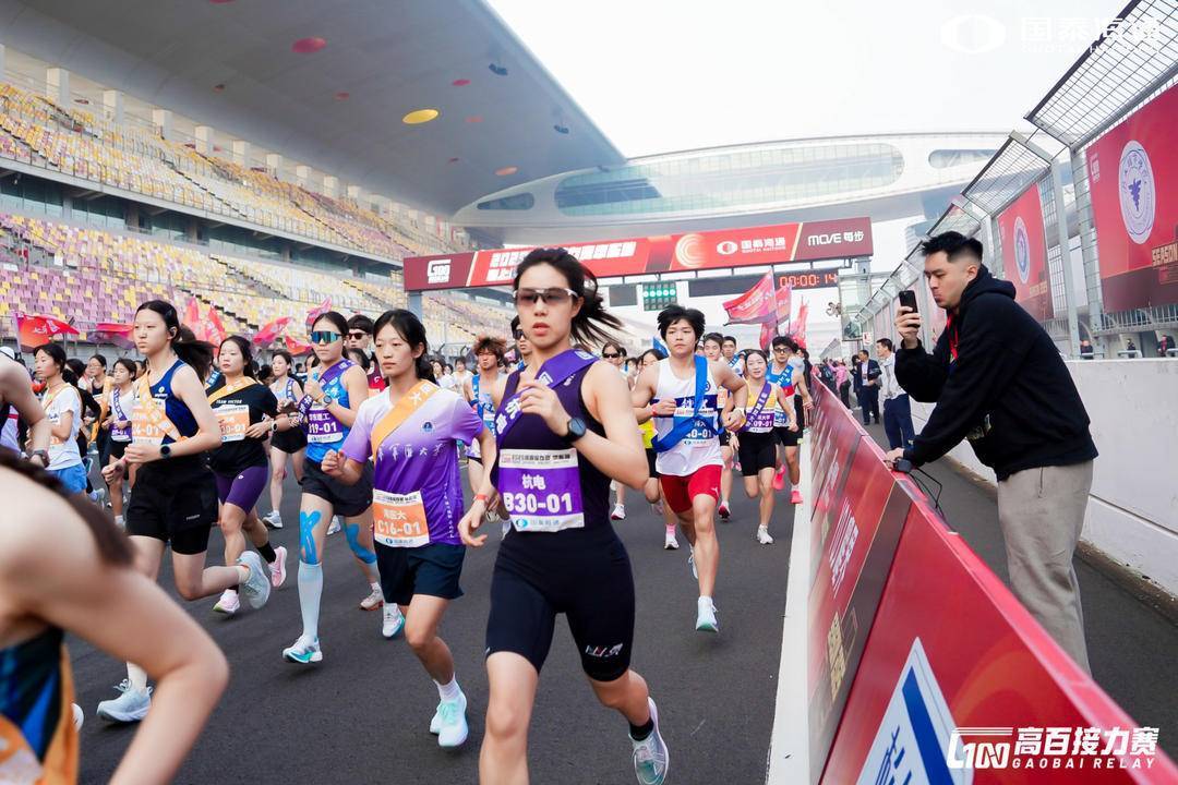 F1赛道上演青春接力，浙大摘得2025高百华东站桂冠