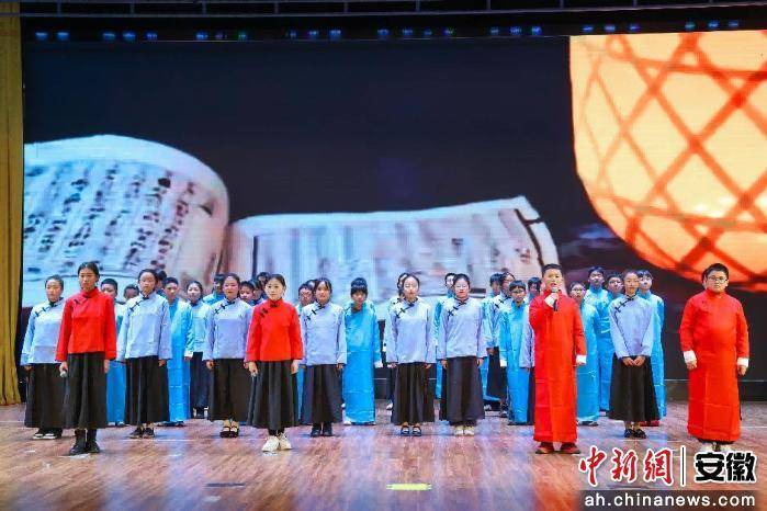 合肥六中高新中学举行中华经典诵读比赛