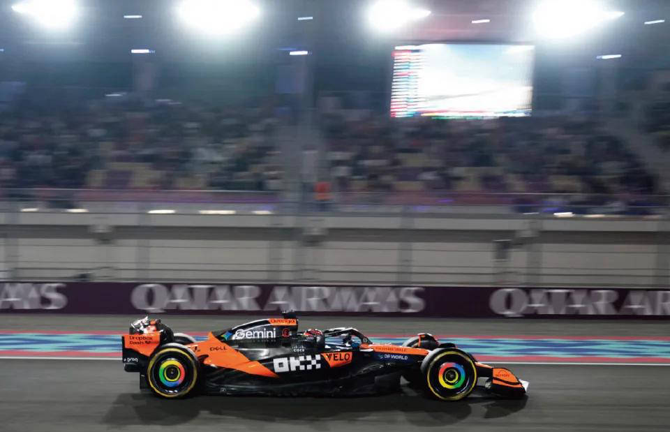 F1卡塔尔站首练：迈凯伦一二名领跑，皮亚斯特里霸气夺最速圈